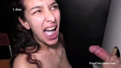 First Gloryhole – Lilien Swallowed 9 Doses Of Sperm