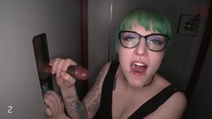 Gloryhole Swallow – B171 Dahlia Love 1st Visit