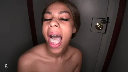 Gloryhole Swallow – Ebony Girl Sucks Off Some Guys In A Gloryhole Booth And Swallow 9 Loads Of Cum