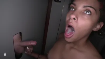 Gloryhole Swallow – Pandora 20 Cumshots Compilation From Her 2 Visits