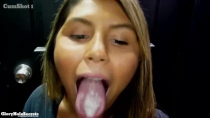 Gloryhole Secrets – Dick Blower Janeene 1st Visit